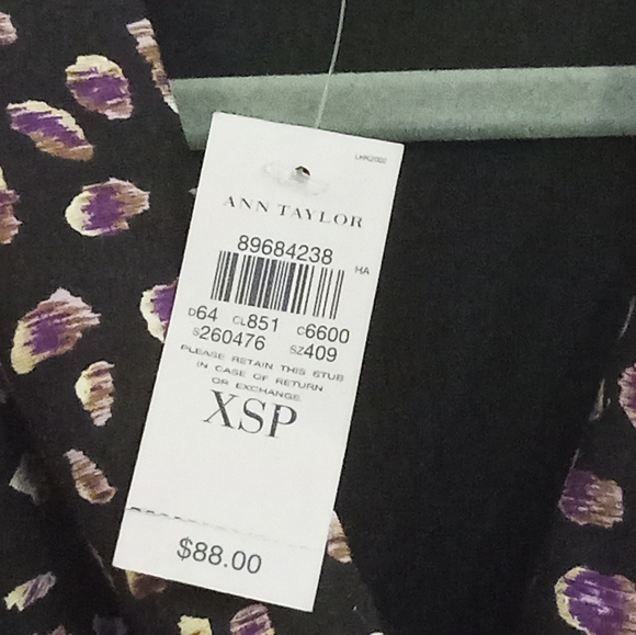 Ann Taylor Dress sized Xtra Small Petite. Black with purple,tan, & cream flowers - Picture 5 of 6
